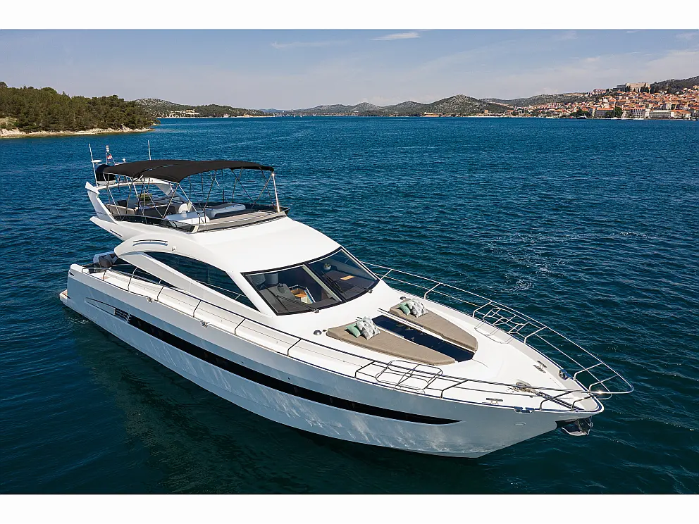 Galeon 640 Fly