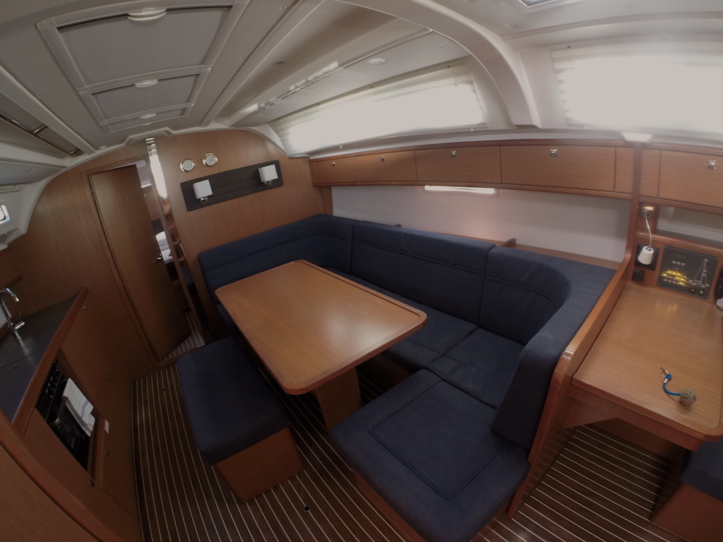 Bavaria Cruiser 41 - 