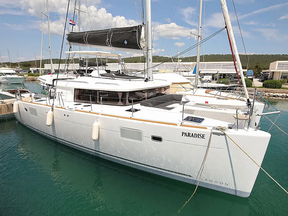 Lagoon 450 F