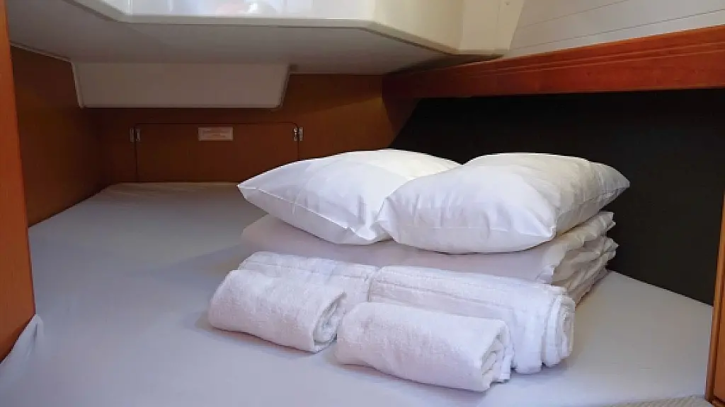 Bavaria Cruiser 37 - 