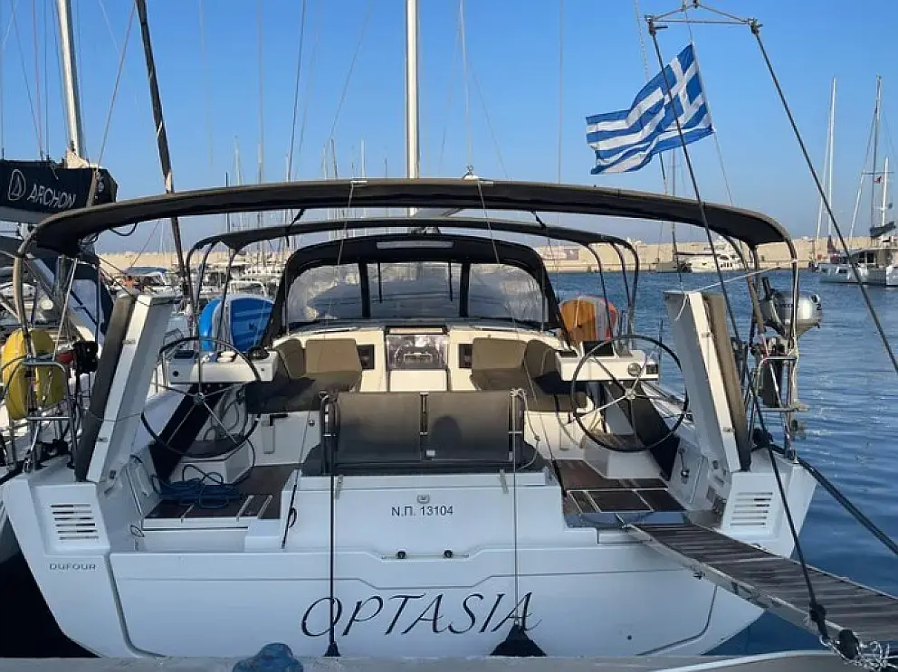 Dufour 470 (4+1)