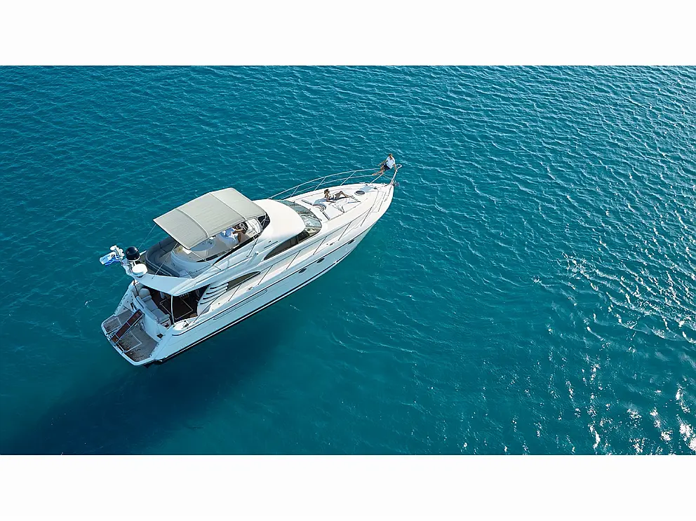 Squadron Fairline 55