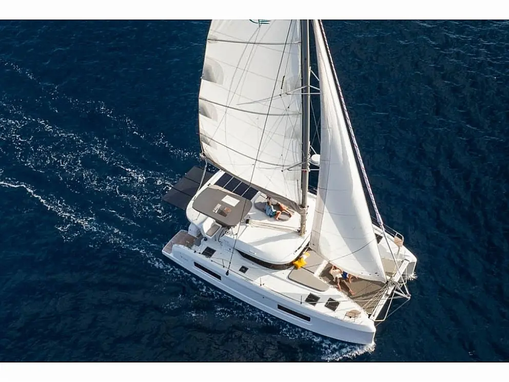 Lagoon 38