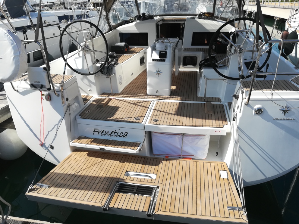 Sun Odyssey 440