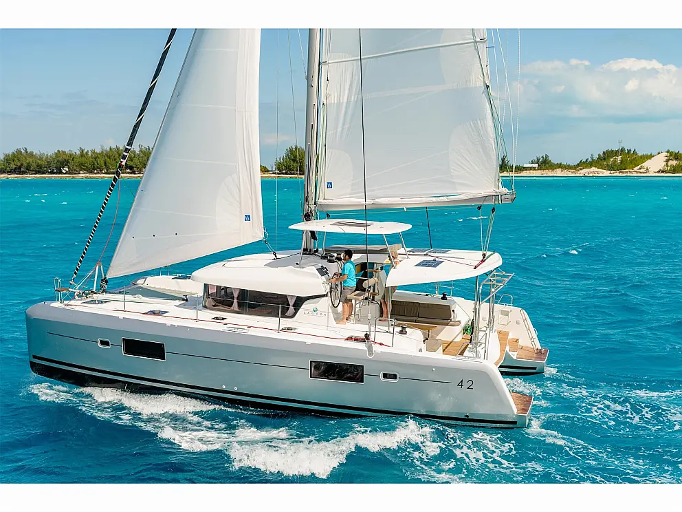 Lagoon 42 