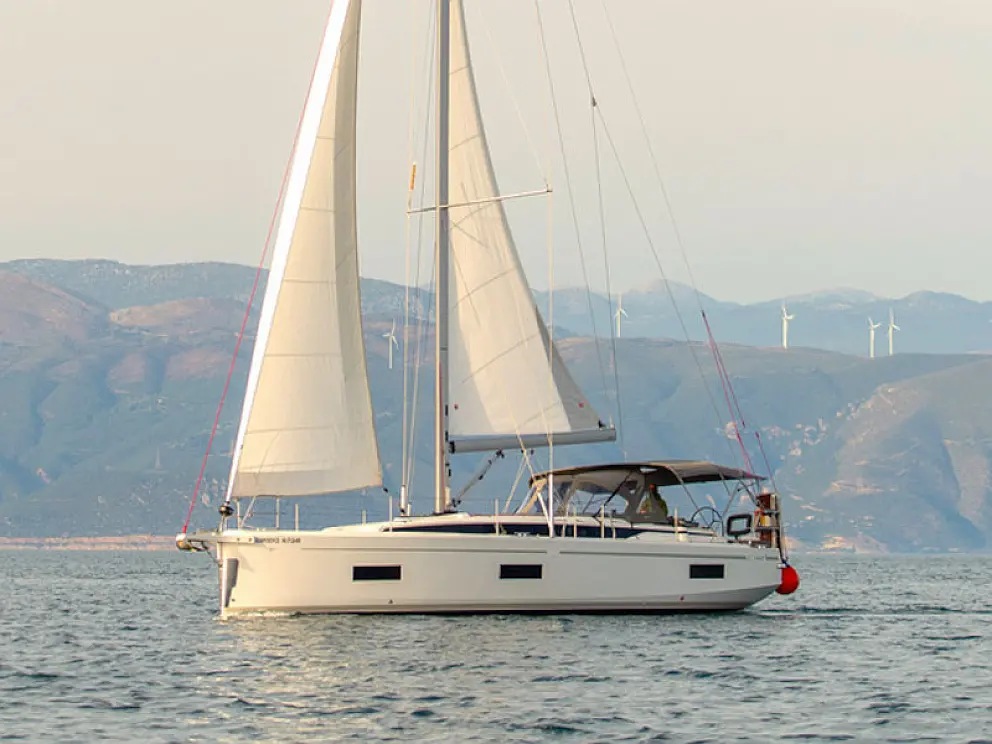 Bavaria C42