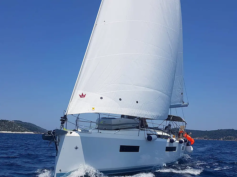 Sun Odyssey 440