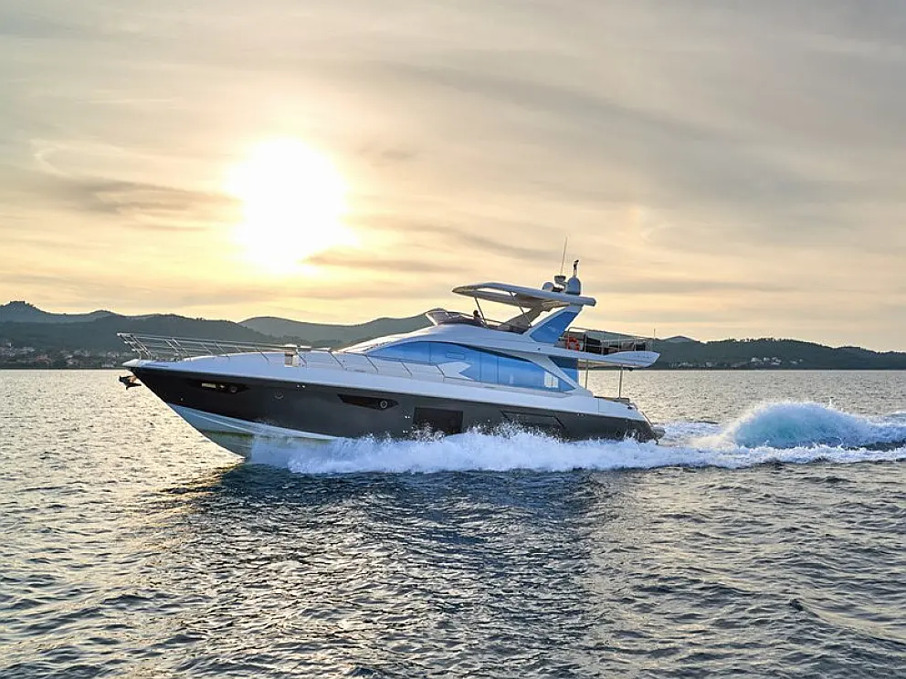 Azimut 72