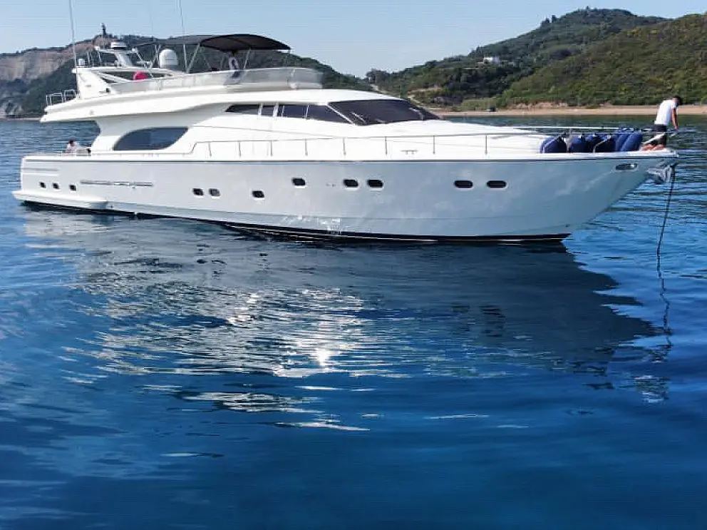 Ferretti 80