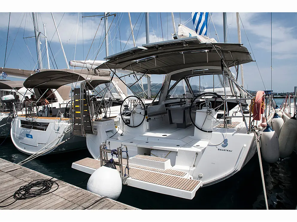 Oceanis 48