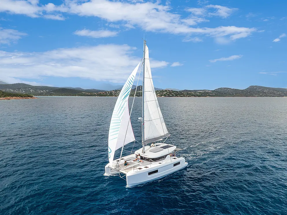 Lagoon 38