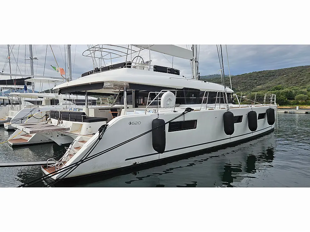 Lagoon 620