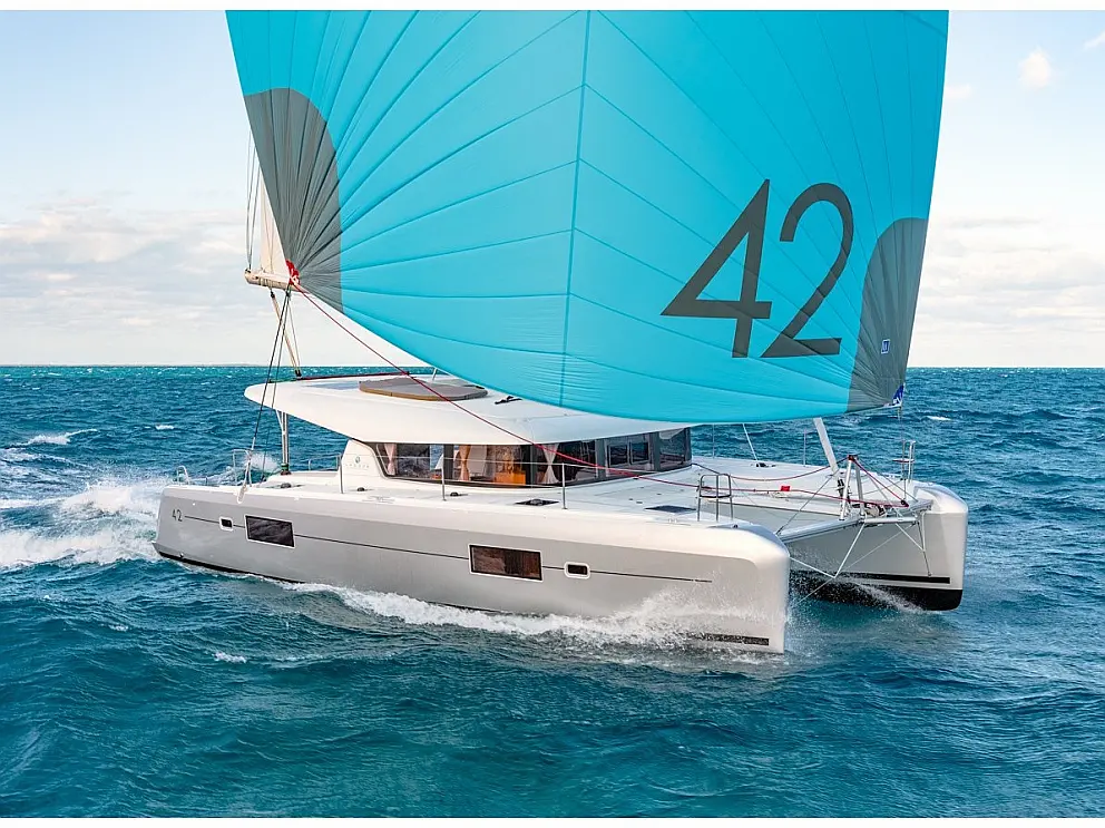 Lagoon 42