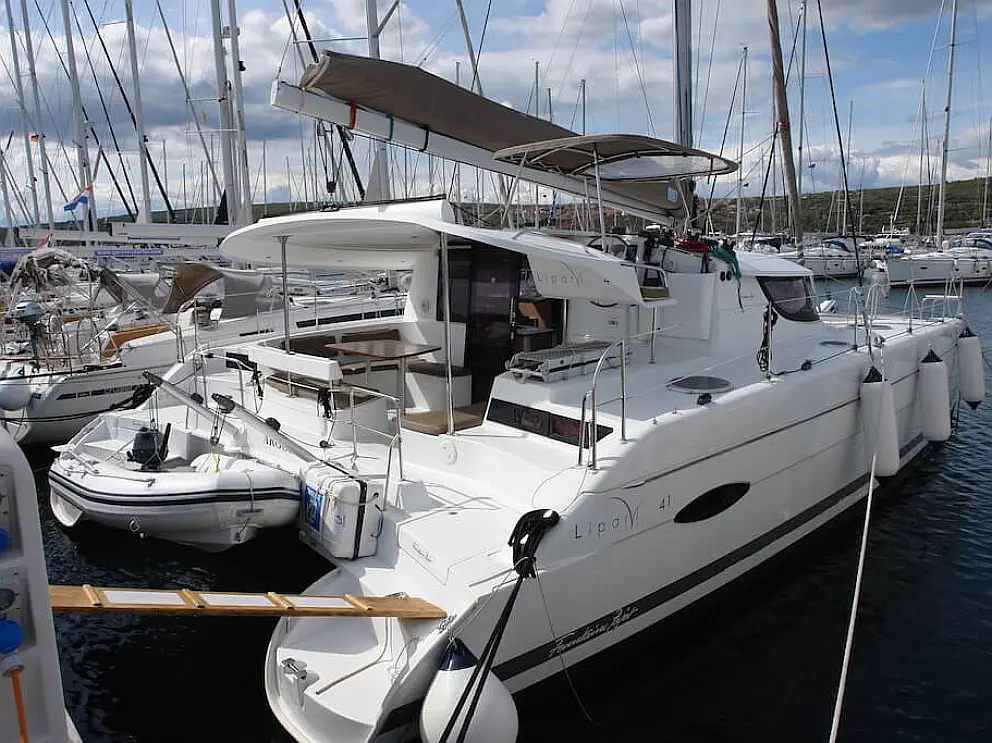 Lipari 41