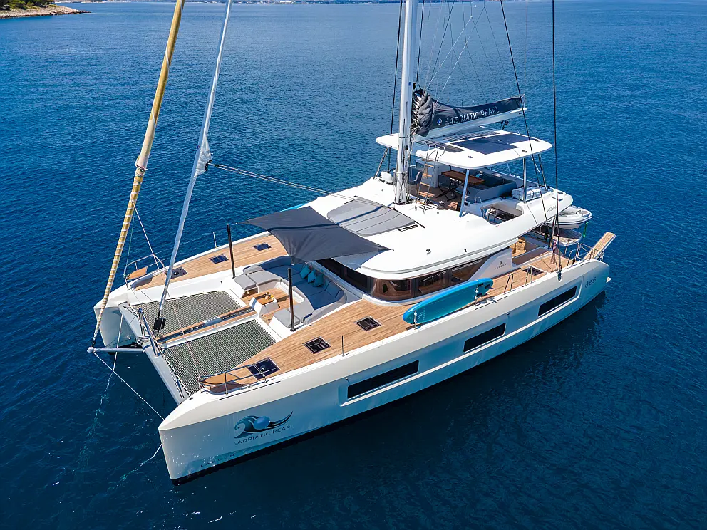 Lagoon 55