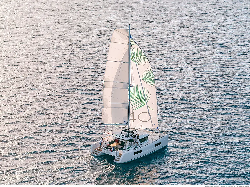 Lagoon 40