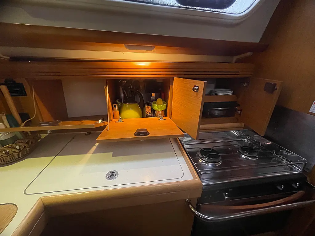 Sun Odyssey 36i - 