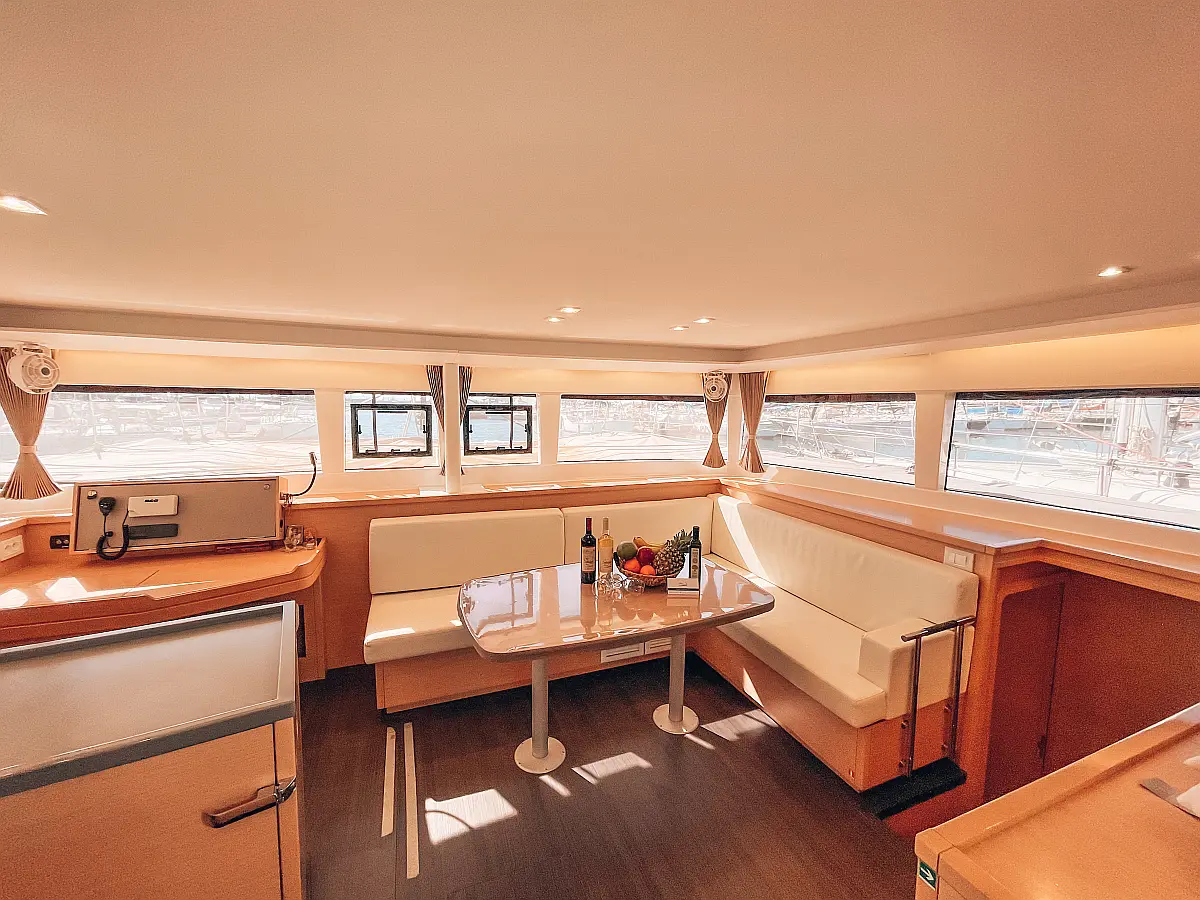 Lagoon 450 Sport - 