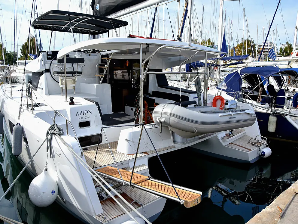 Lagoon 42 (A/C, generator, Watermaker)