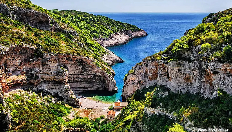 Plaža Stiniva na Visu